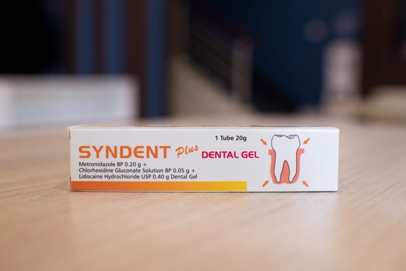 Sử dụng Syndent Plus Dental Gel còn giúp làm đánh bay mảng bám trên răng