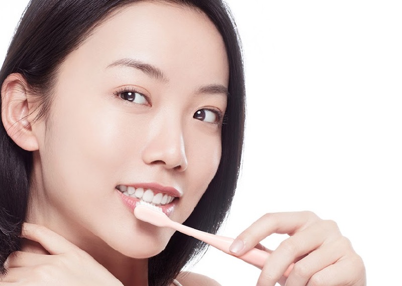 Vệ sinh răng miệng sạch sẽ để phòng tránh viêm nha chu