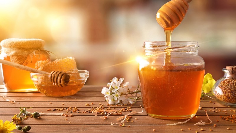 Điều trị viêm nha chu bằng mật ong