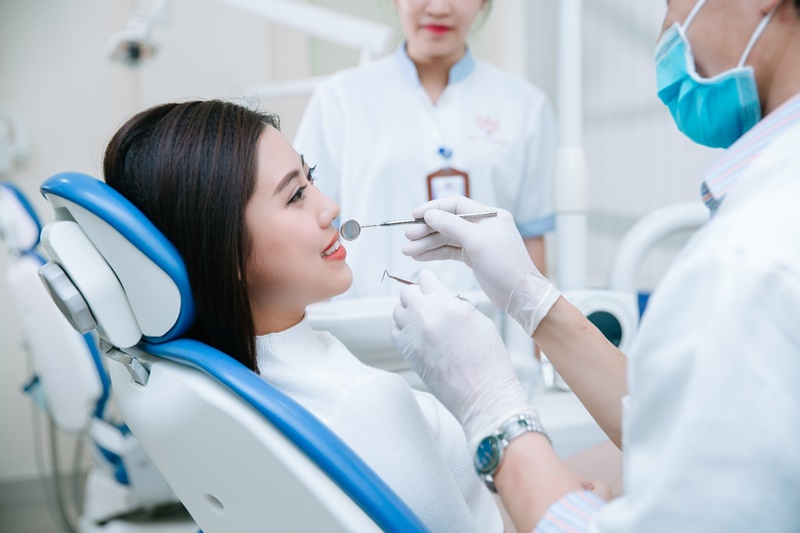 Người bệnh nên kiểm tra răng định kỳ 6 tháng/lần